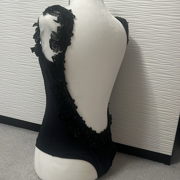 LA REVECHE PRINCIPESSA one piece swimsuit size M - Picture 5 of 9